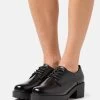 Veterpumps - Black -Modieus Verkoop 03860251e9964076802f8492b08ea604