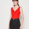 Anna Field Top - Red 1 Anna Field Top - Red -Modieus Verkoop 096e20b7e92e44c9b1728b8e6e6c7eae