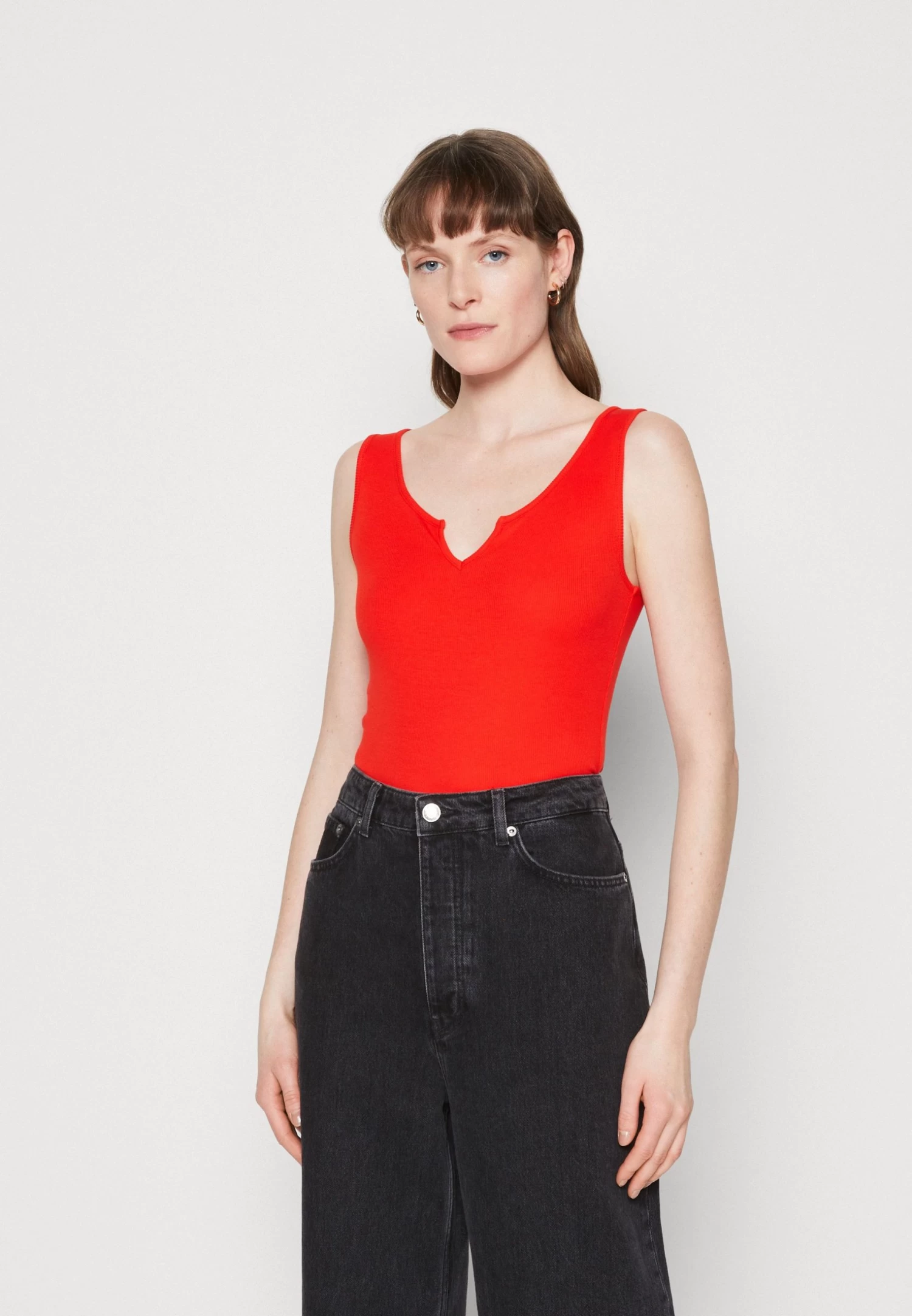 Anna Field Top - Red 3 Anna Field Top - Red
