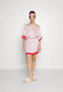 Anna Field 4 Piece Gift Set - Pyjama - Red/Pink -Modieus Verkoop 097fe8a7b06145aa96d63a3ca814d5c8