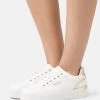 Wide Fit - Sneakers Laag - White -Modieus Verkoop 2c0245e2182f477391e16293455e2a9b