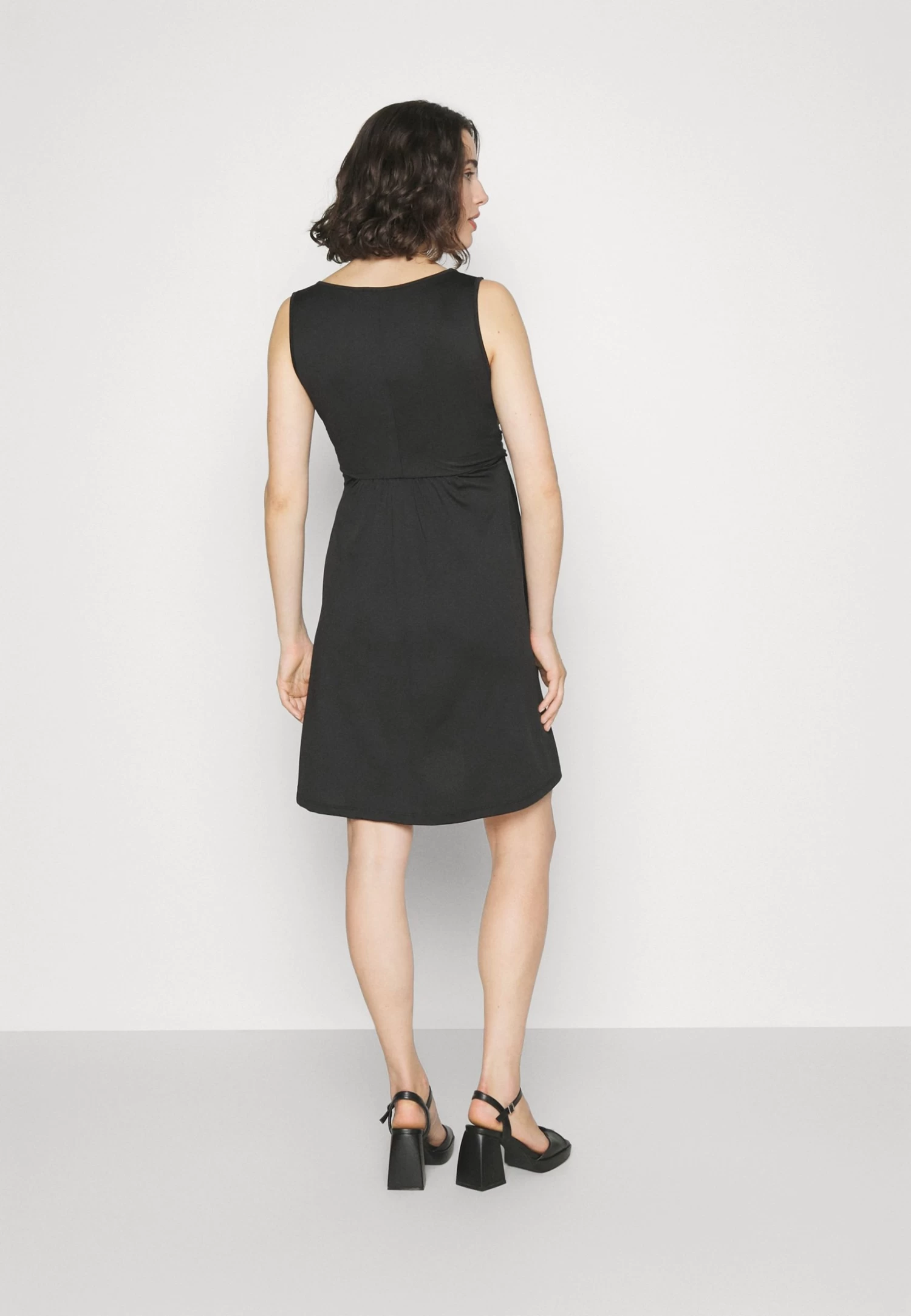 Cocktailjurk - Black 5 Cocktailjurk - Black - Afbeelding 3