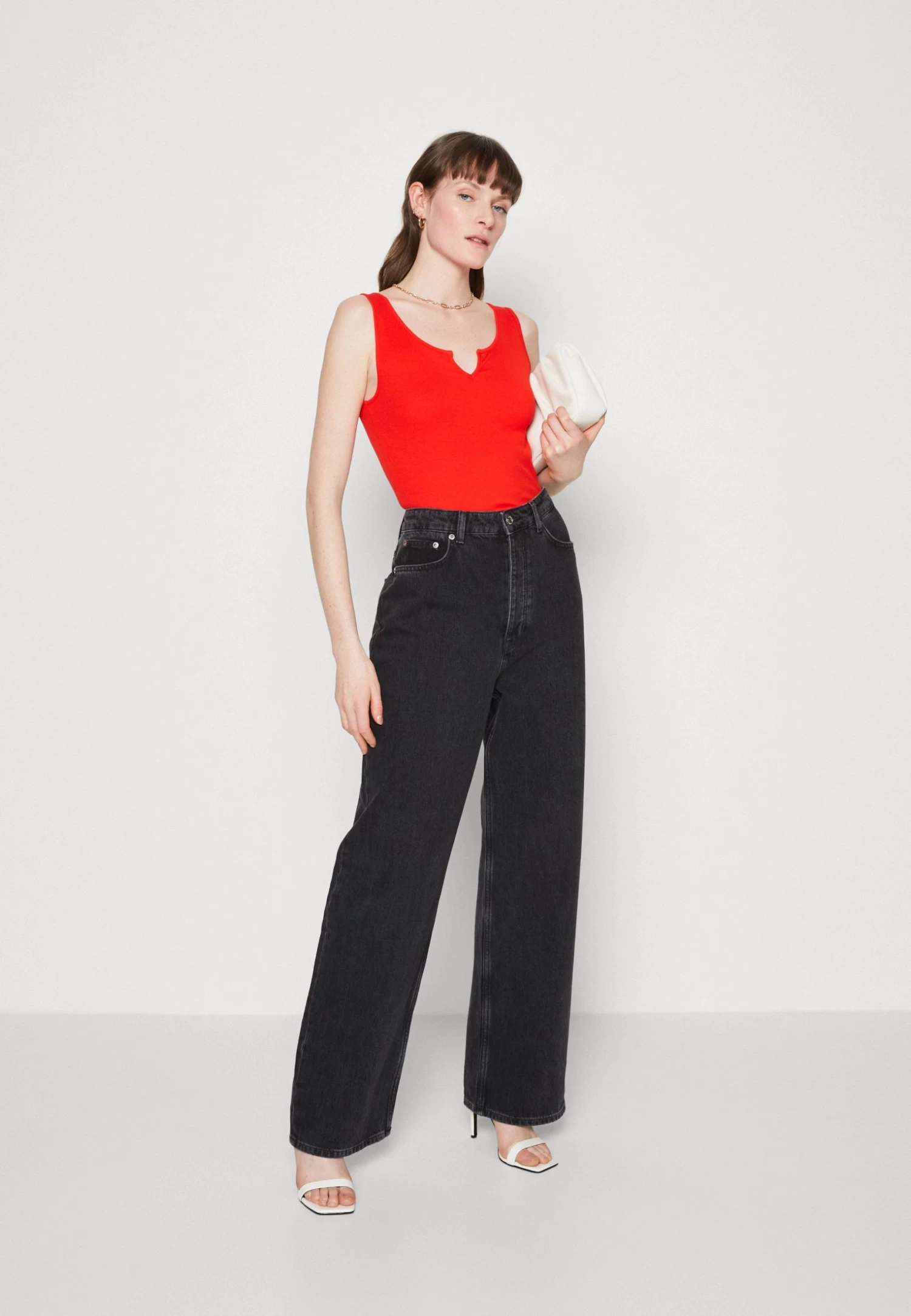 Anna Field Top - Red 4 Anna Field Top - Red - Afbeelding 2