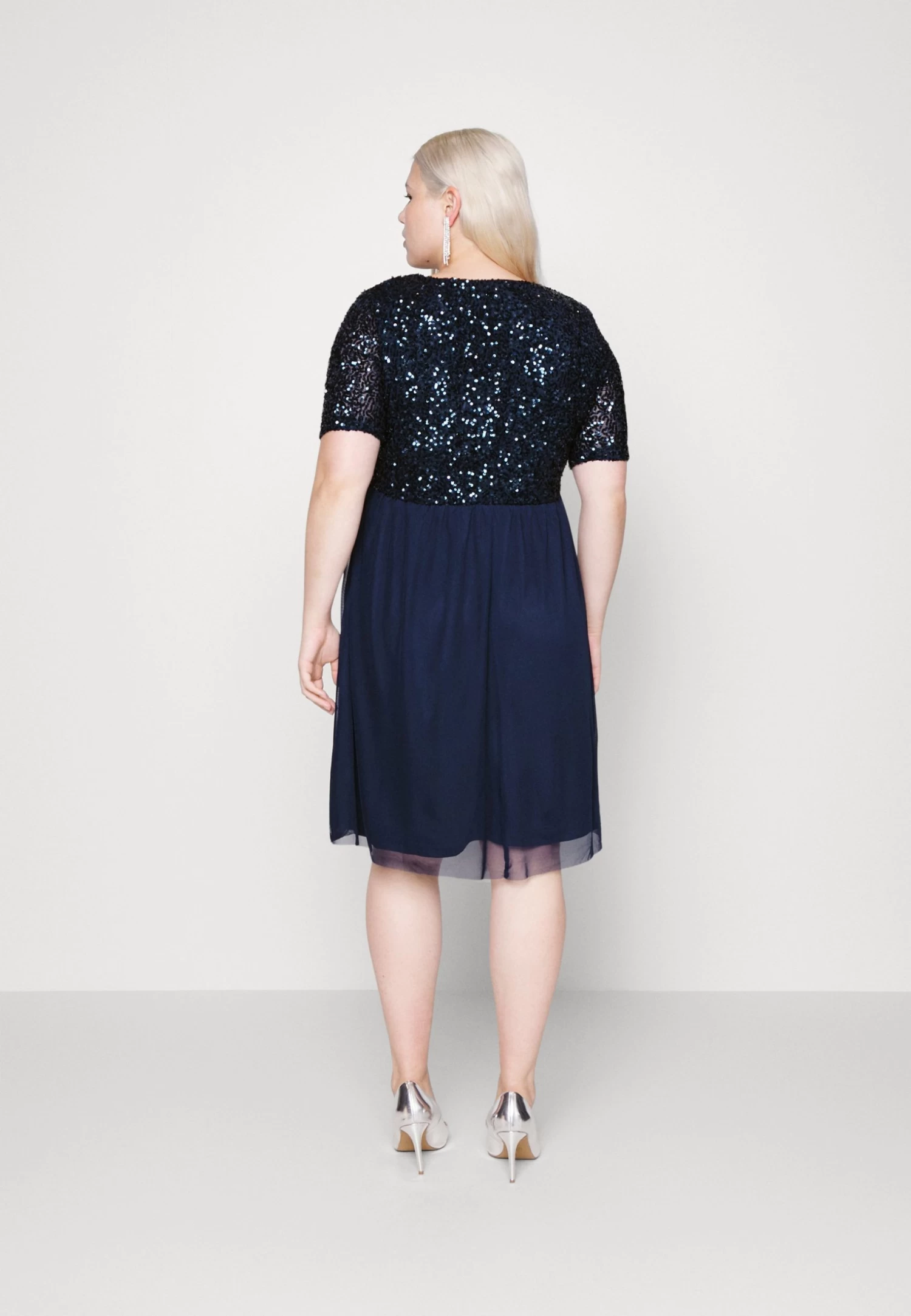 Cocktailjurk - Dark Blue 5 Cocktailjurk - Dark Blue - Afbeelding 3