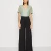 Anna Field Jumpsuit - Light Green/Black -Modieus Verkoop 85fb0ecfc81d4bbb9c34a729eb4b49f8
