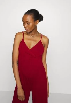 Strappy Drappy Cintered- Jumpsuit - Dark Red 12 Strappy Drappy Cintered- Jumpsuit - Dark Red -Modieus Verkoop a0201755655c41efa11d04c83a107fd4