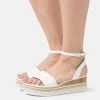Anna Field Sandalen Met Plateauzool - White 1 Anna Field Sandalen Met Plateauzool - White -Modieus Verkoop d6ff6e46675e49f89e8ab0376c65277d