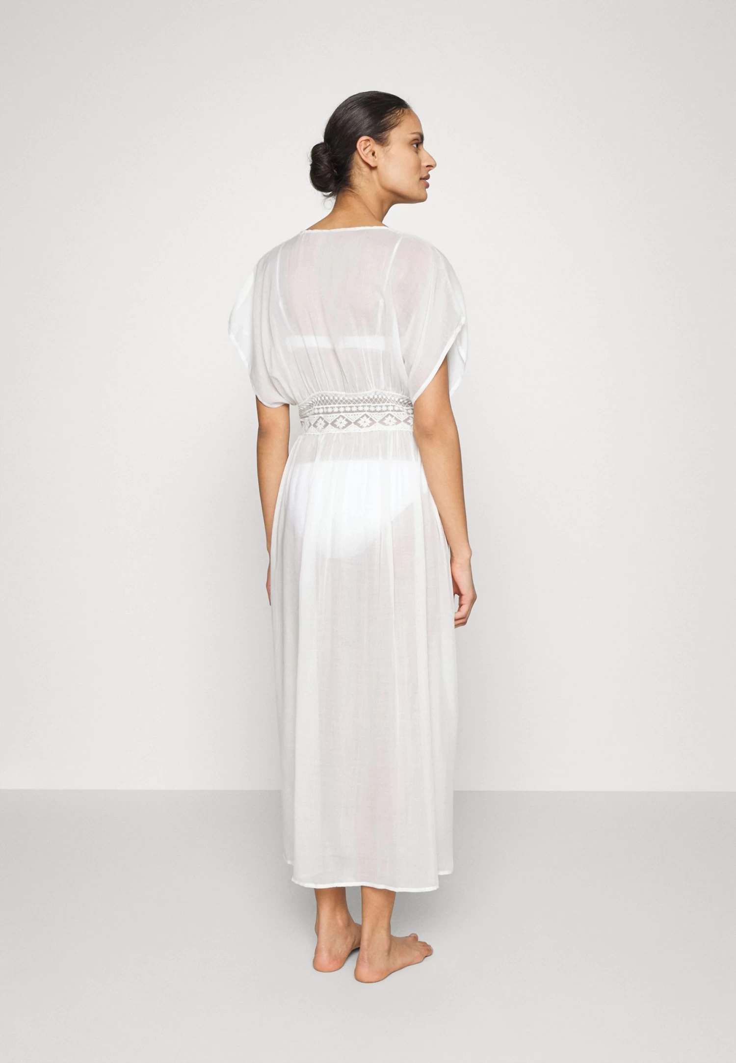 Anna Field Embroidered Cover Up/ 802 - Black - Strandaccessoire - 001 - White 5 Anna Field Embroidered Cover Up/ 802 - Black - Strandaccessoire - 001 - White - Afbeelding 3