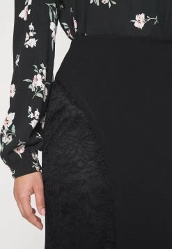 Panel Asymmetric- Minirok - Black 11 Panel Asymmetric- Minirok - Black -Modieus Verkoop ef5785e4b90142c39fc5864c37828dea